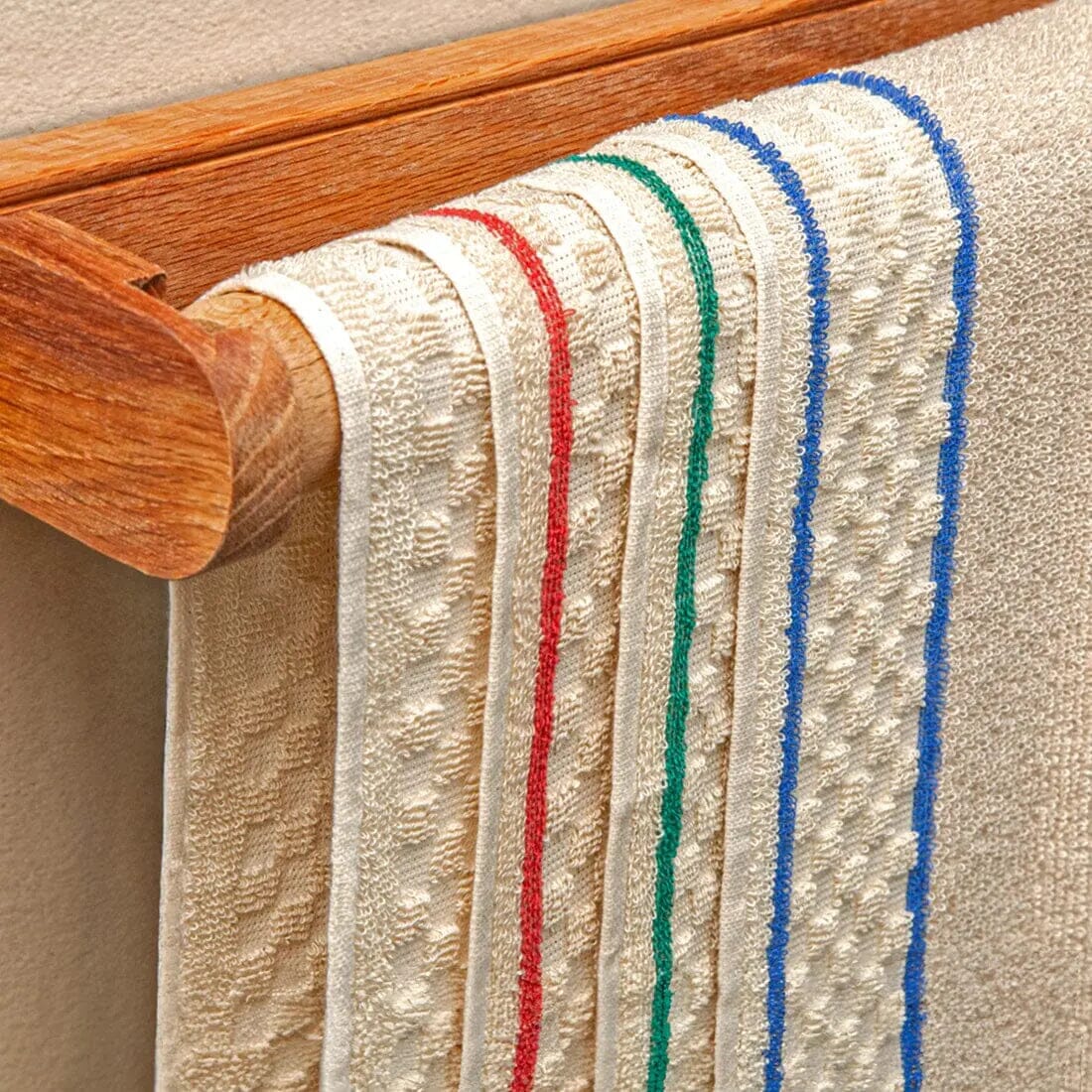 Full colour range