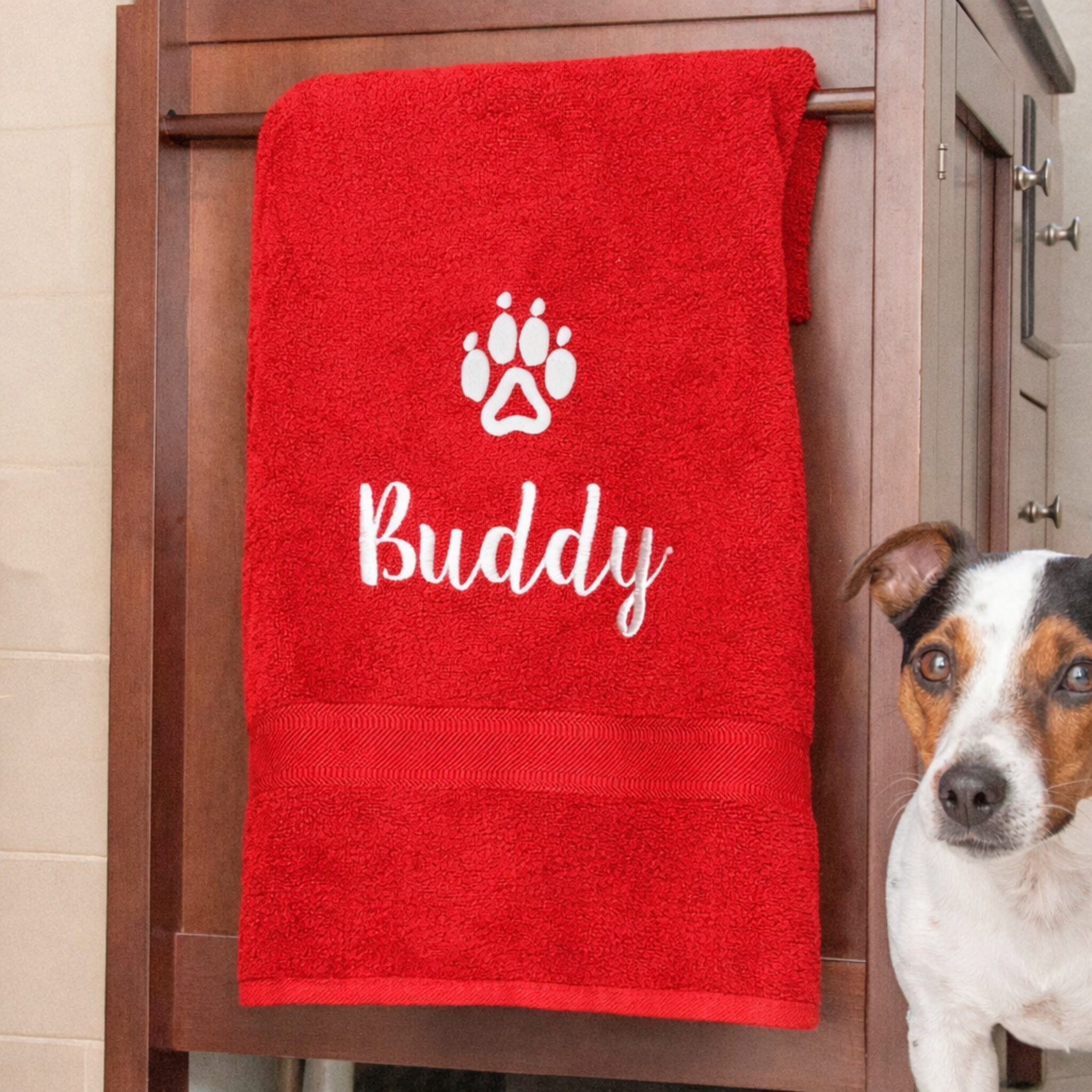 dog name on red towel