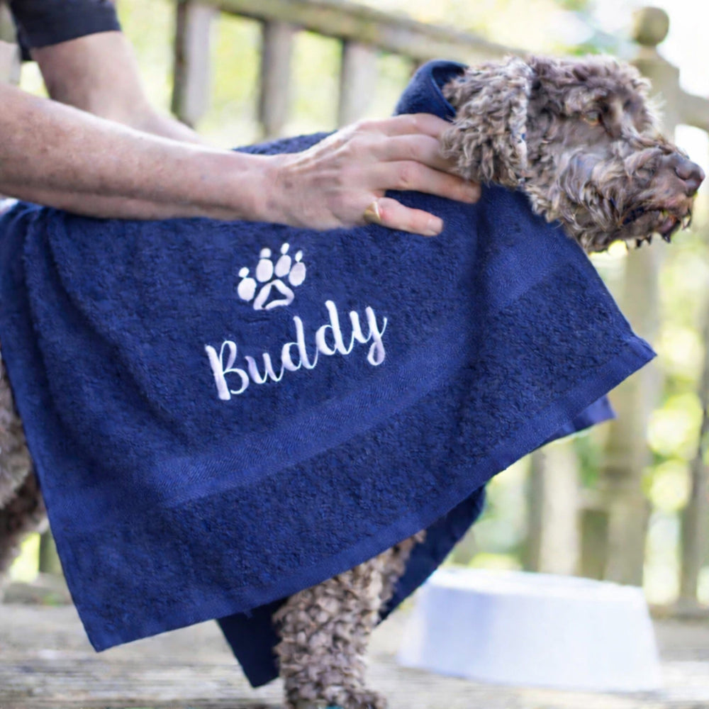 dog name on navy towel
