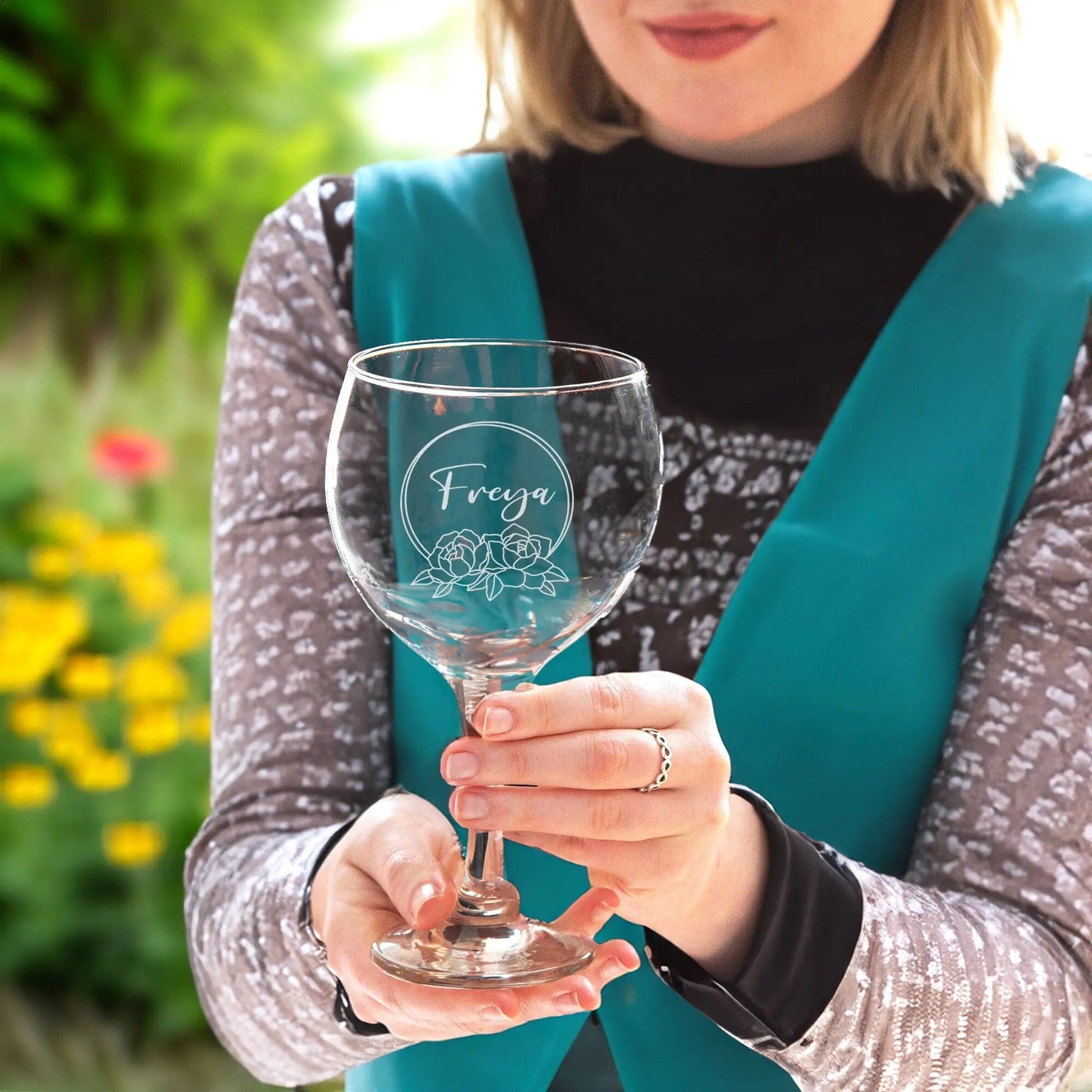 Personalised Engraved Floral Circle Gin Glass