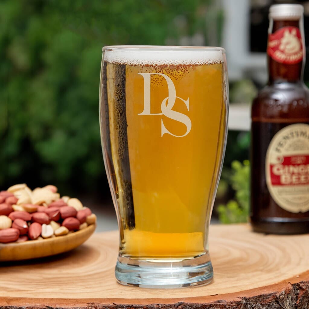 personalised-linked-initials-beer-glass