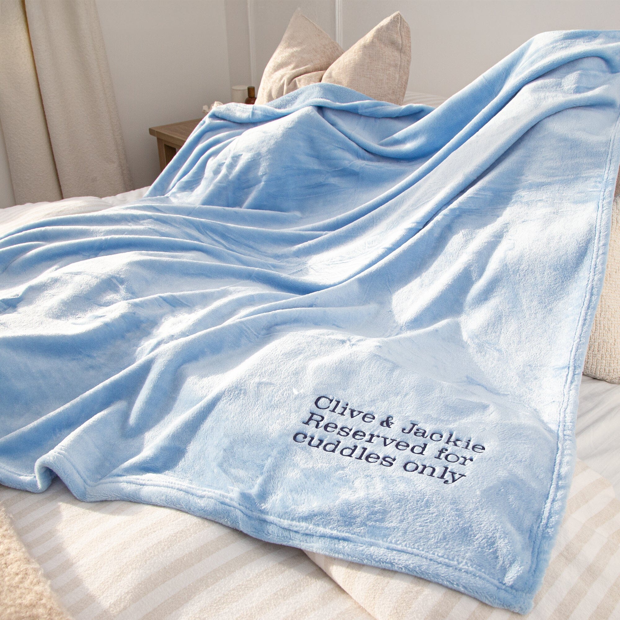 So Soft Snuggle Throw Blue